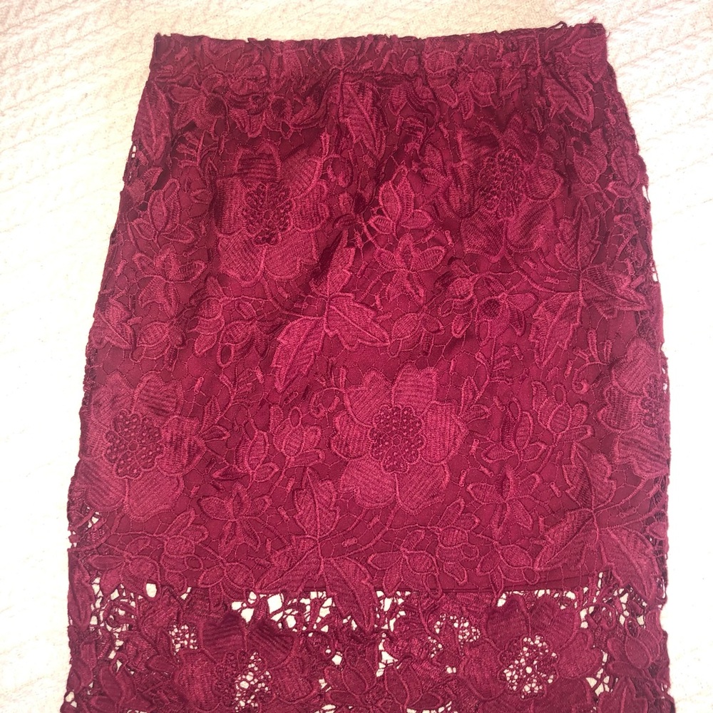 SANS SOUCI floral/lace skirt